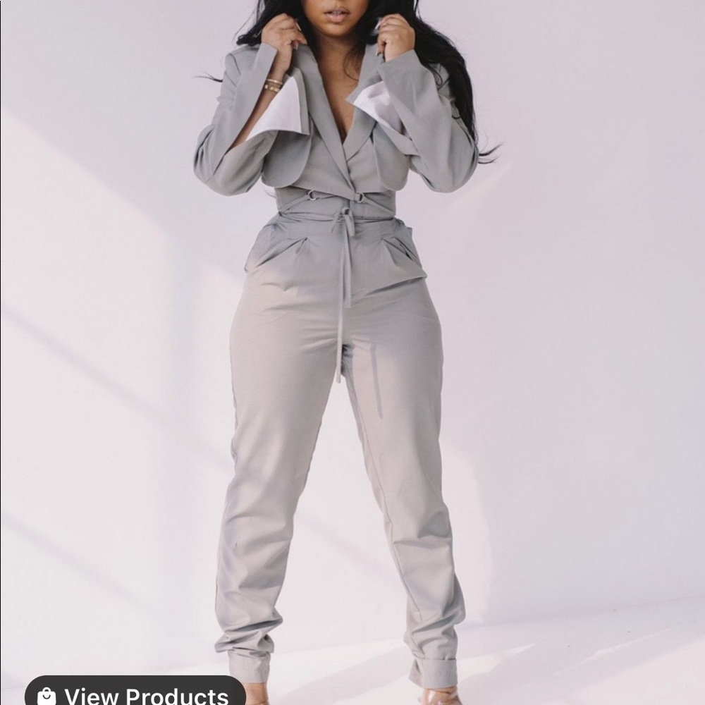 Super hot 2pc high waisted cropped wrap blazer set